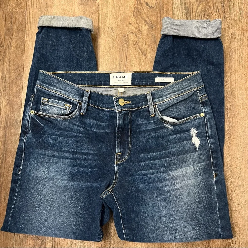 FRAME Le Garcon Mid Rise Distressed Slim Boyfriend Jeans in Azure‎ Size 27